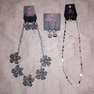 New with tags Paparazzi jewelry